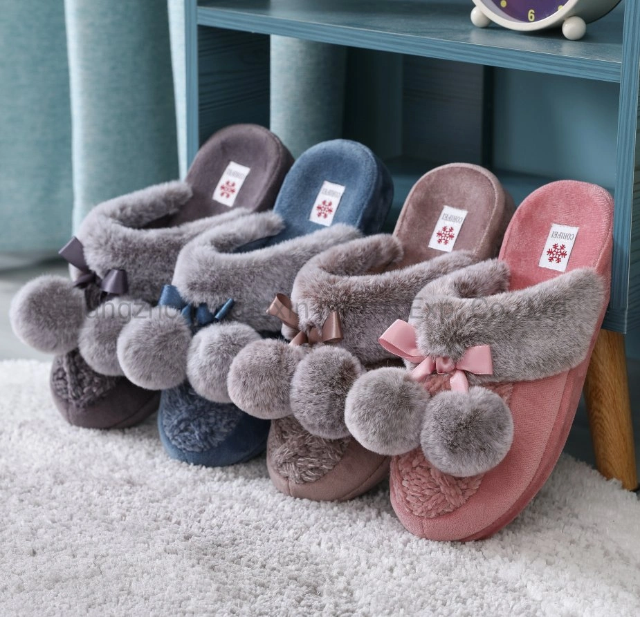 Slipper جديد التصميم أزياء الموضة شتاء حقيبة الملابس ذات الألوان الرمادية حذاء مريح للنساء