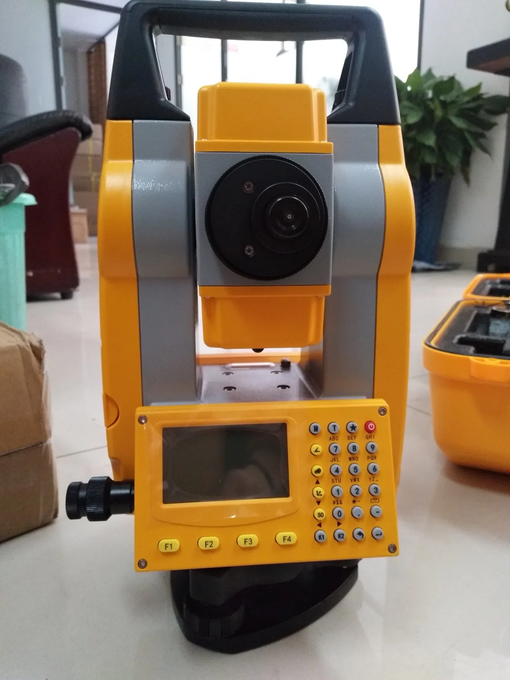 Geomax Zt-10 Total Station Without Prism 450m