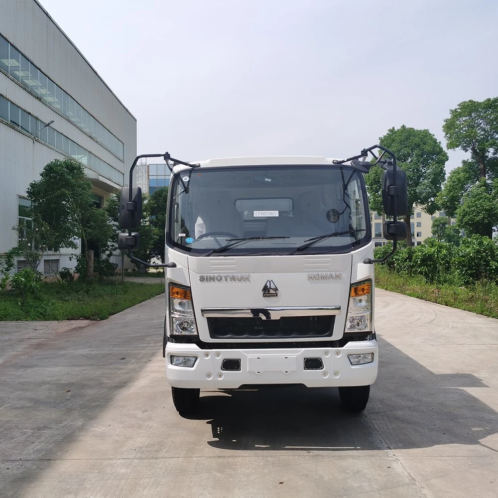 Utilisé - Mini-boîte-présentoir léger de camion à 10 roues 4X2 Camion