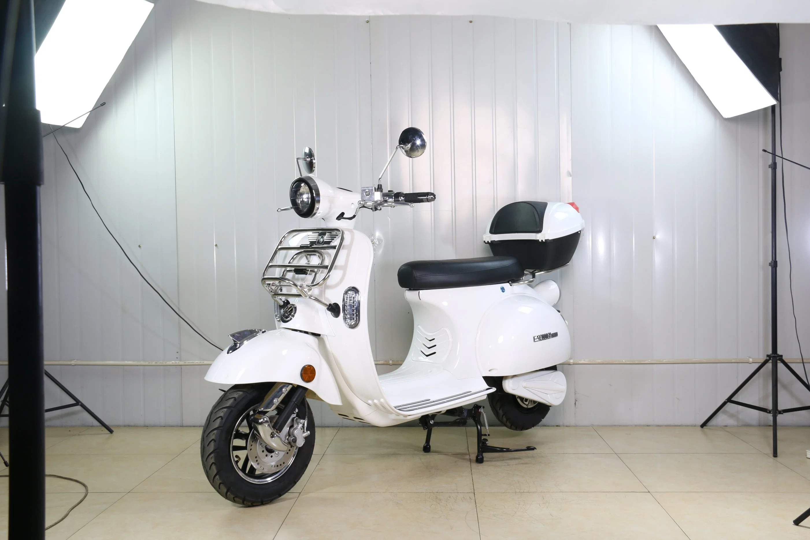 Vespa High Climbing Adult EEC 72V20ah Lithium Battery Electric Scooter/Motorcycle Big Wheel Hydraulic Brake 3000W Motor