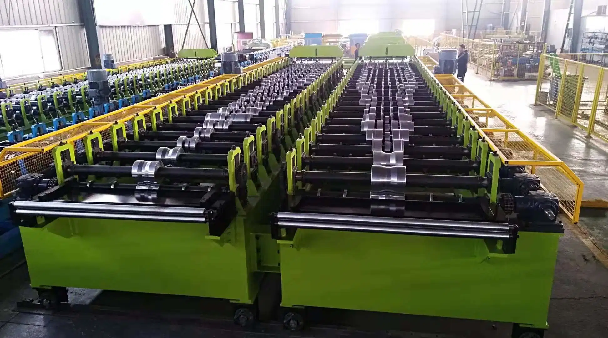 Trapezoidal Shape Roofing Sheet Making Machine Trapezoidal Roof Panel Roll Forming Machine