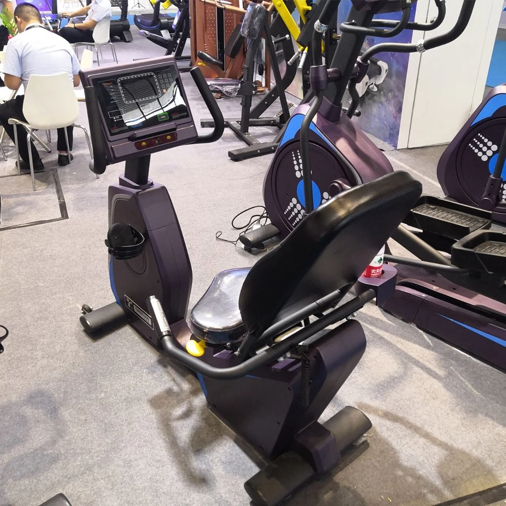 L'équipement sportif de l'exercice Machine Cardio vélo ergomètre allongé salle de gym du matériel de fitness