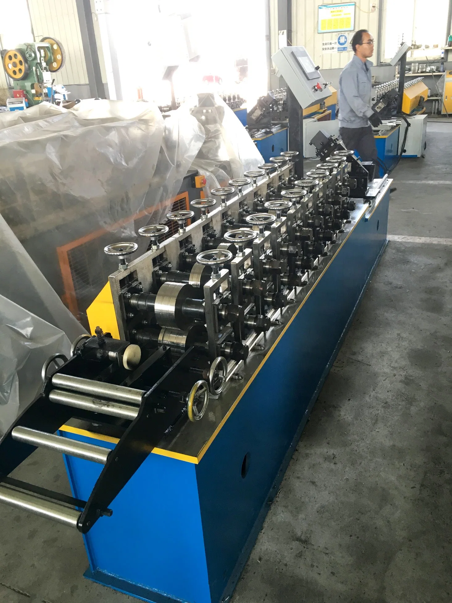 Light Steel Keel Framing Machine Metal Stud and Track Cold Forming Production Line