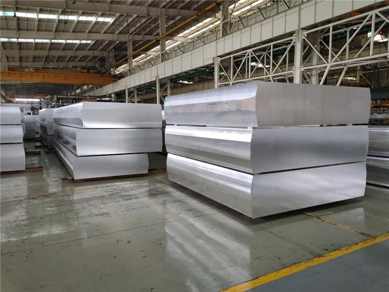 Wholesale/Supplier Price Bright Surface Wooden Pallet Packaged 3003 3004 3105 4032 4043 5052 Al Aluminium Plate for Manufacturing