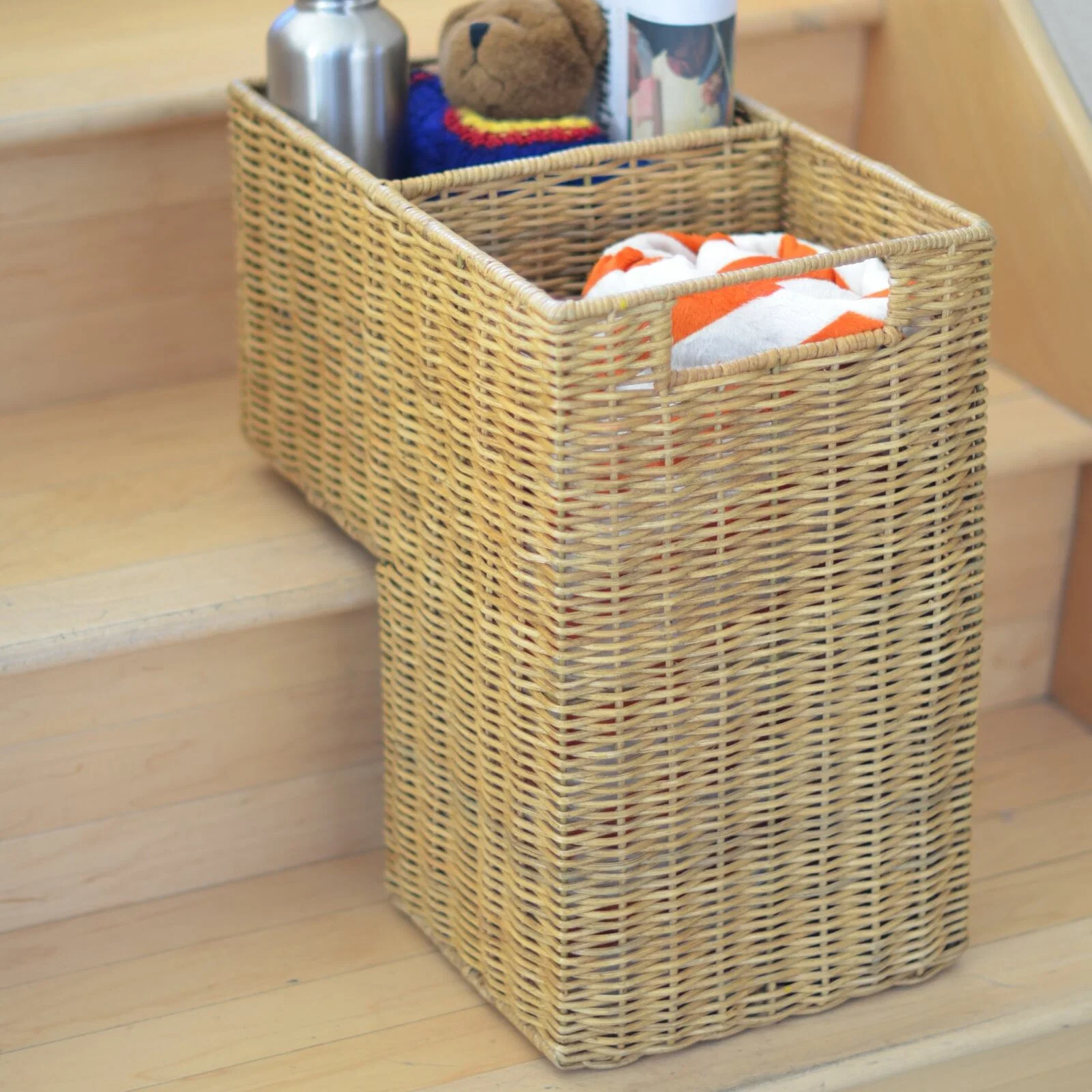 Bobai Haosen Plastic Rattan Stair Laundry Basket