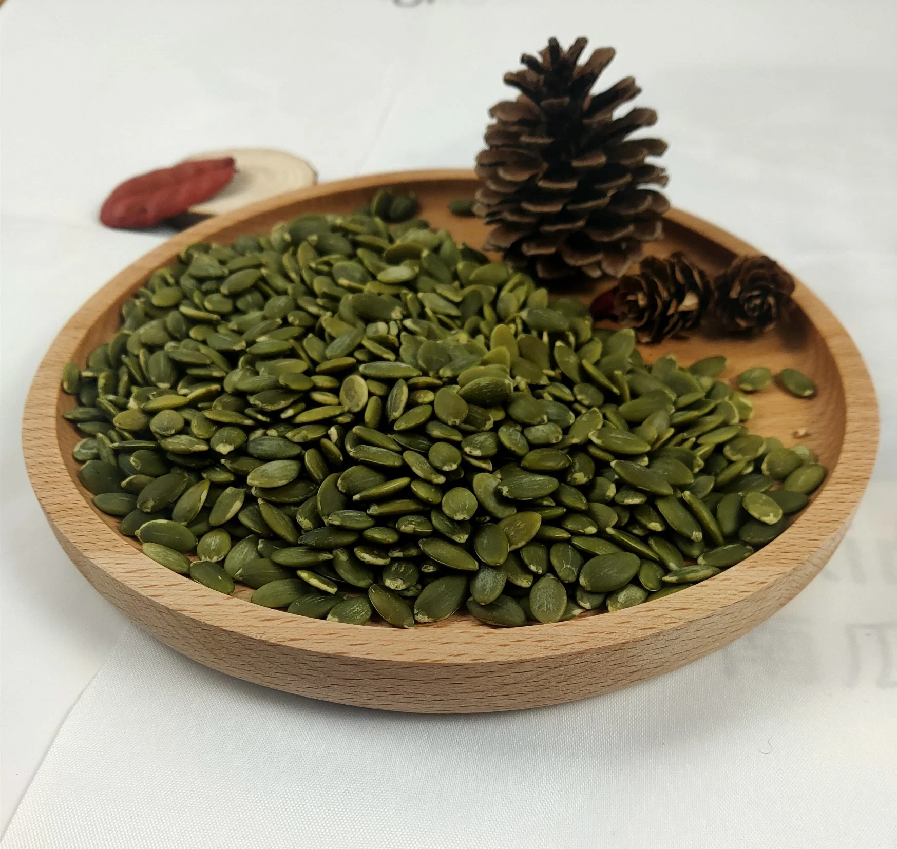 Gros de grains de semence de citrouille à peau verte légère avec prix du marché