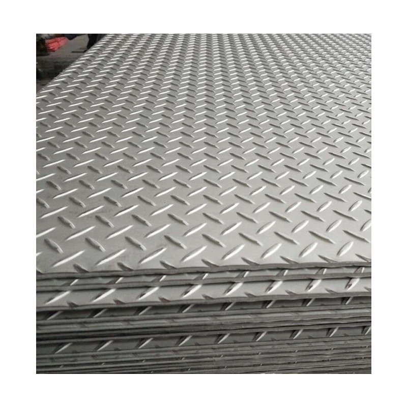 A36 Ss400 S235jr S355jr Low Carbon Steel Alloy/Unalloy Ms Checkered Sheet Chequered Steel Plate with Galvanized