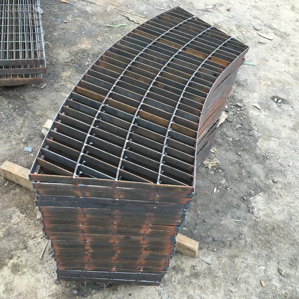 Construction Galvanized Steel Grating with Irregular Shape, Circle, Arc-Shaped