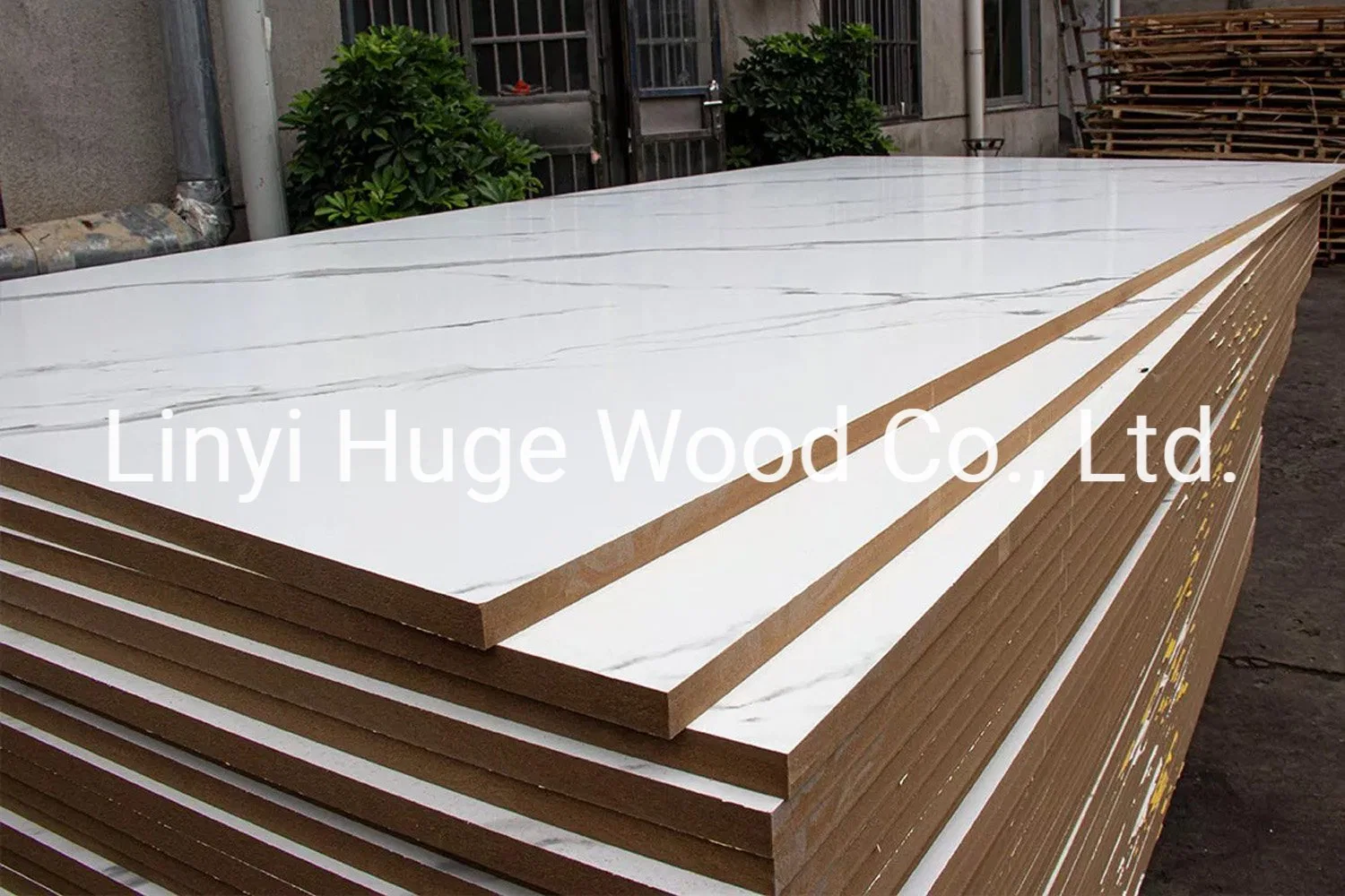 E1 E0 1220*2440 High Gloss Super Matte PVC Plastic Veneer Melamine Paper Laminating Finish Wood Panel MDF Board