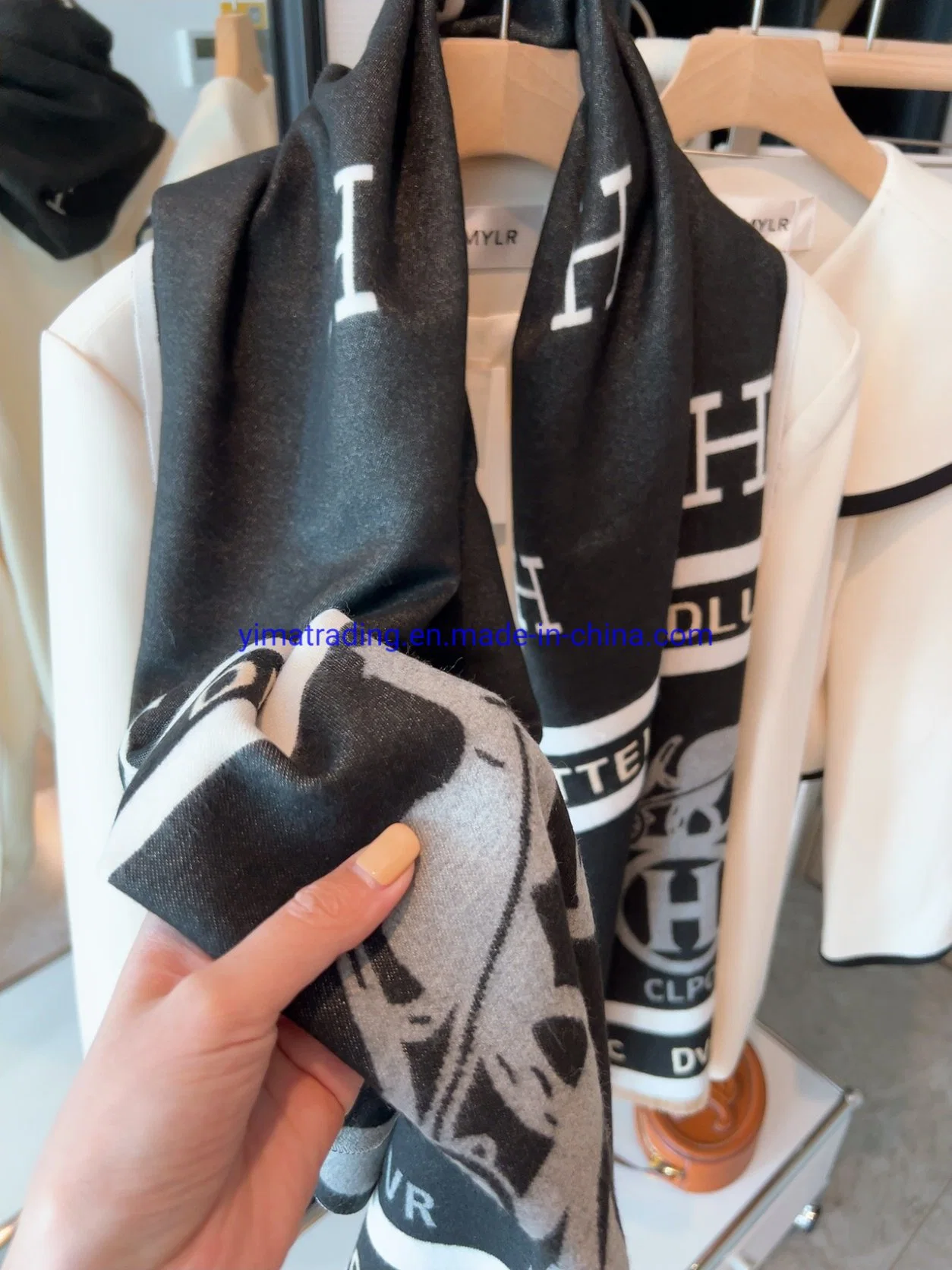 Replicas Scarf Factory Smoothfeeling Wholesale/Supplier Designer Brand Her0mes''s Ladies Scarves Women Shawl Soft Embroidery Letter of Designer Scarfs