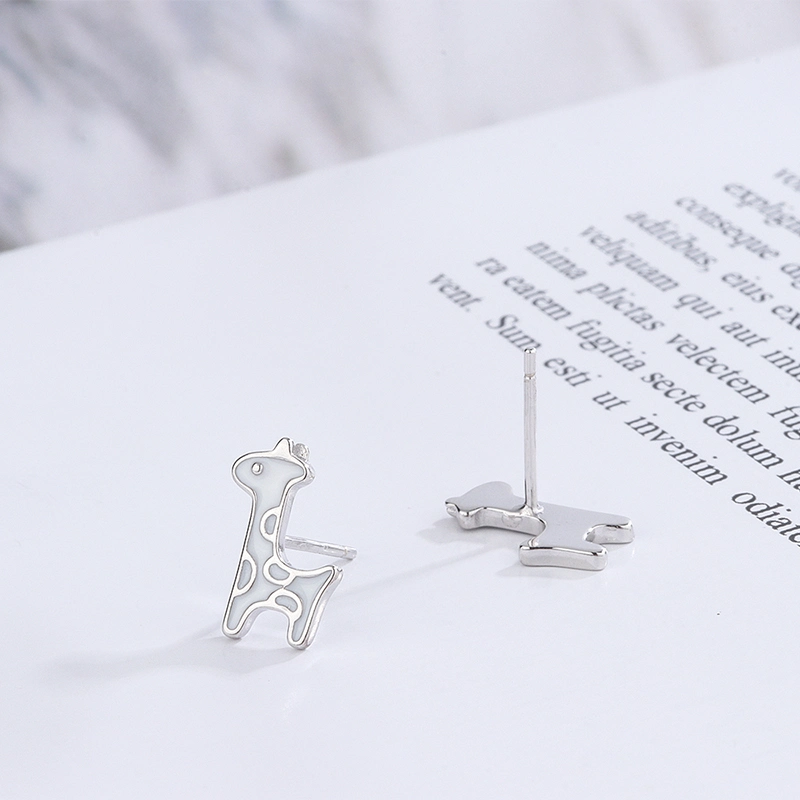 High quality/High cost performance  925 Sterling Silver Cute Giraffe Women Fashion Earrings Jewelry