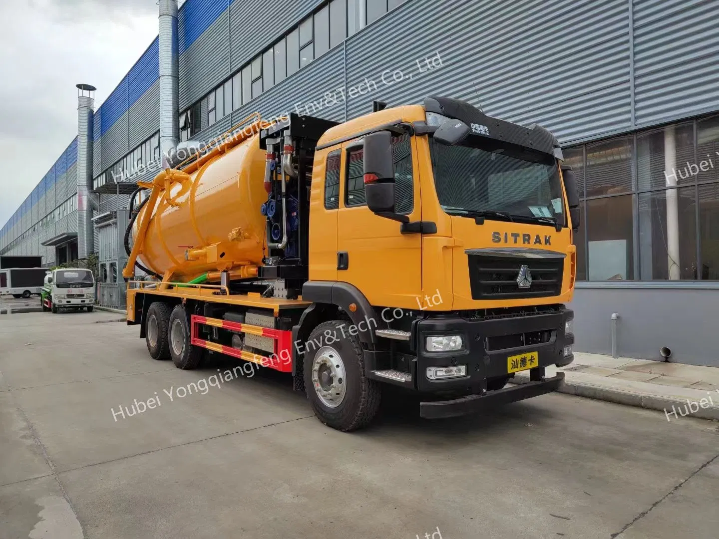 Sinotruk Shandeka 4+14 Cleaning Suction Truck Sewage Collection Truck