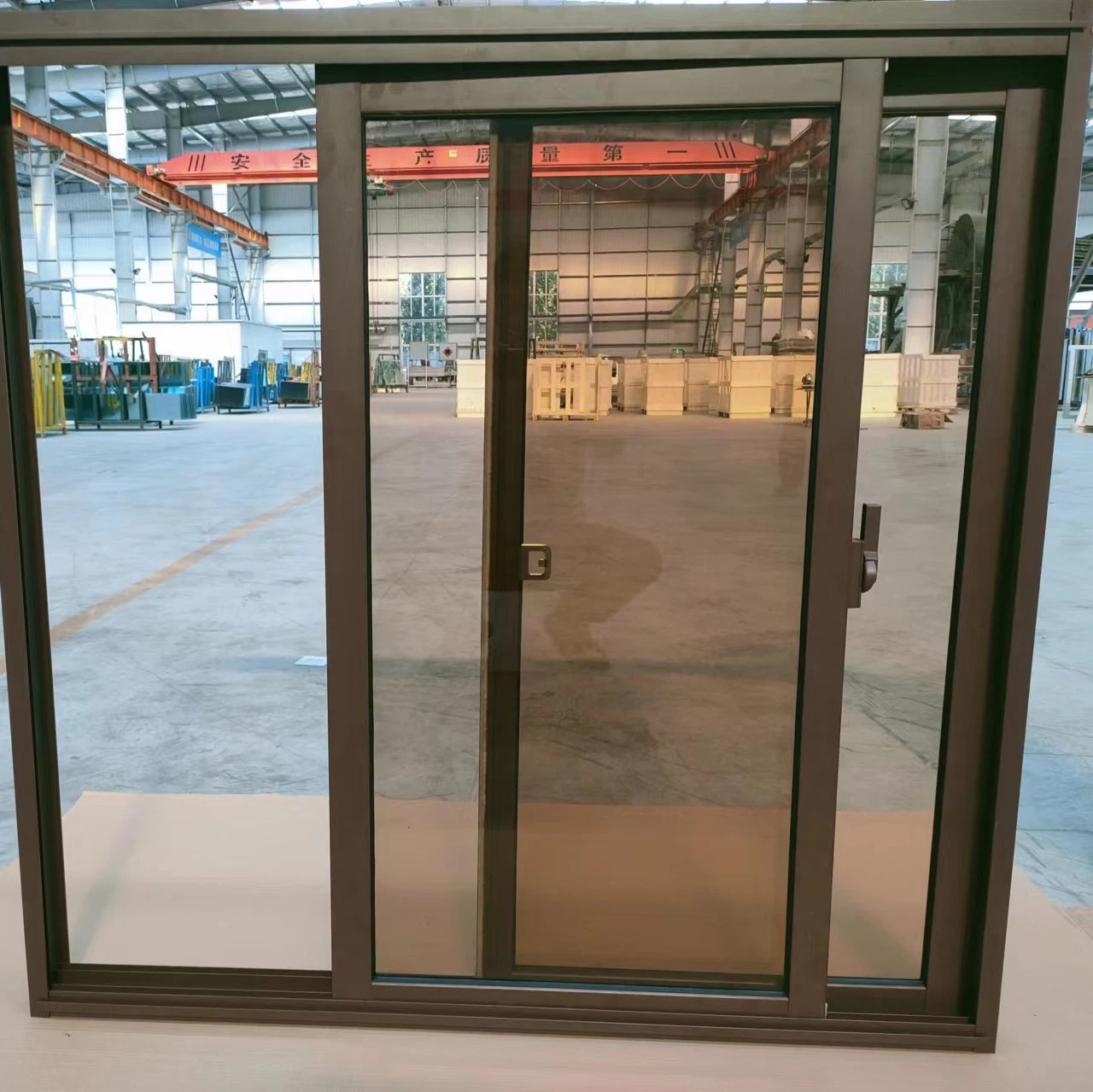 Residential 5mm Bronze Tempered Glass Aluminum Sliding Window