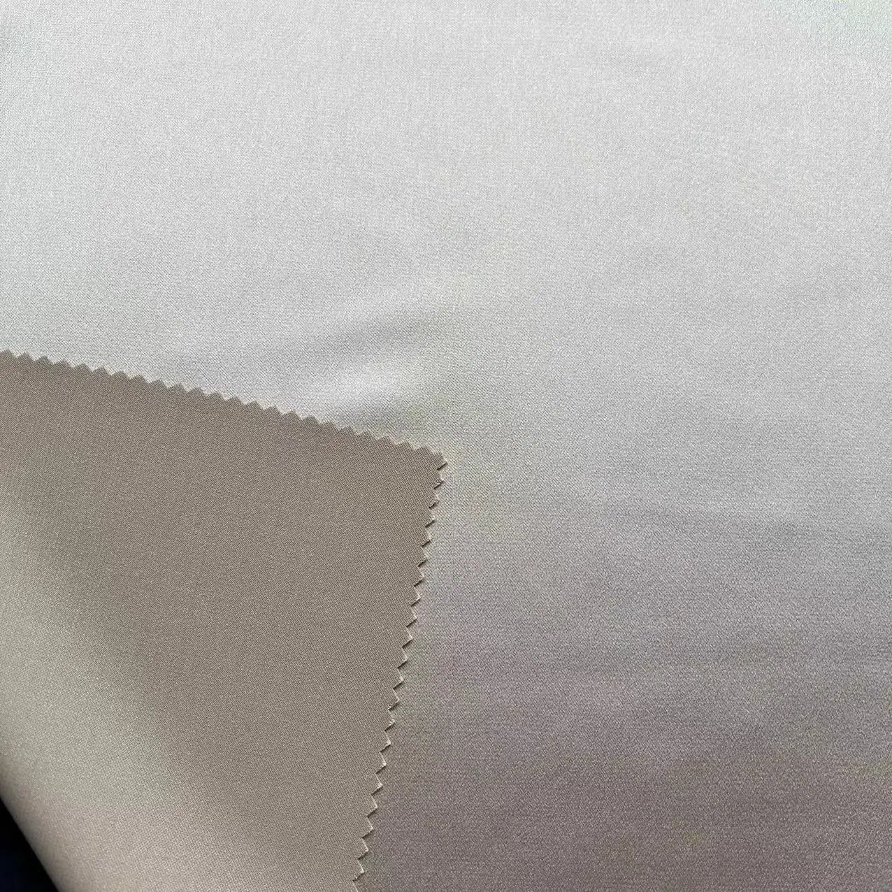 New Design 100%Polyester 200GSM Shining Fabric for Dress