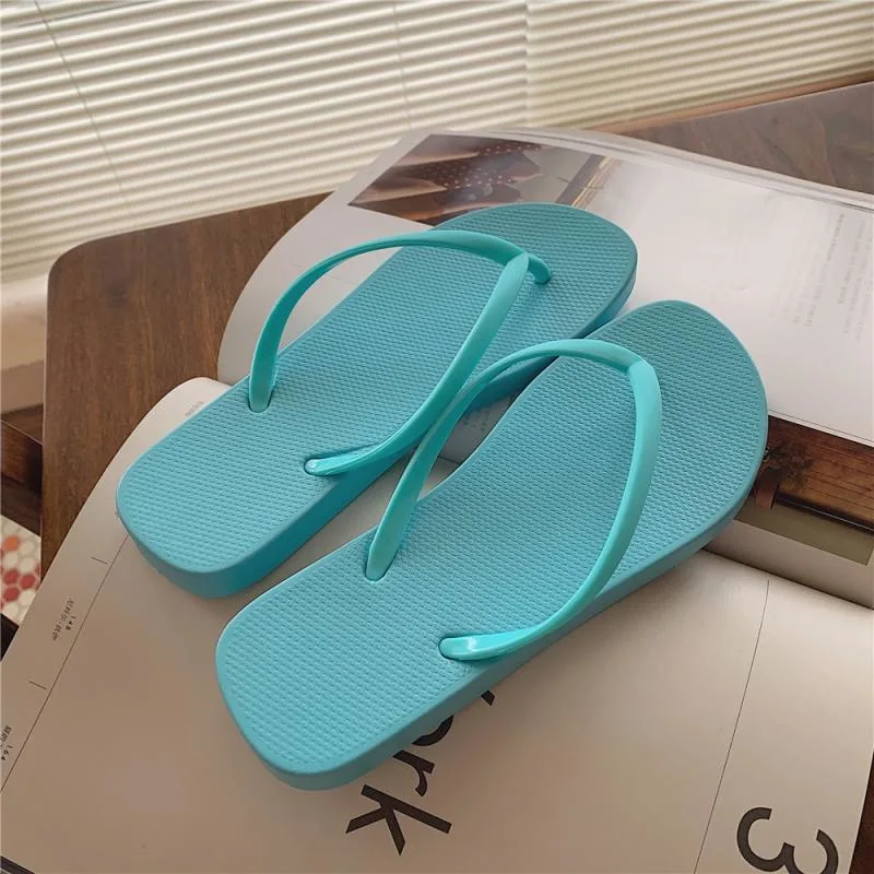 Eco Friendly Comfortable Lightweight PVC Beach Walk Custom Top Ladies Flip Flop