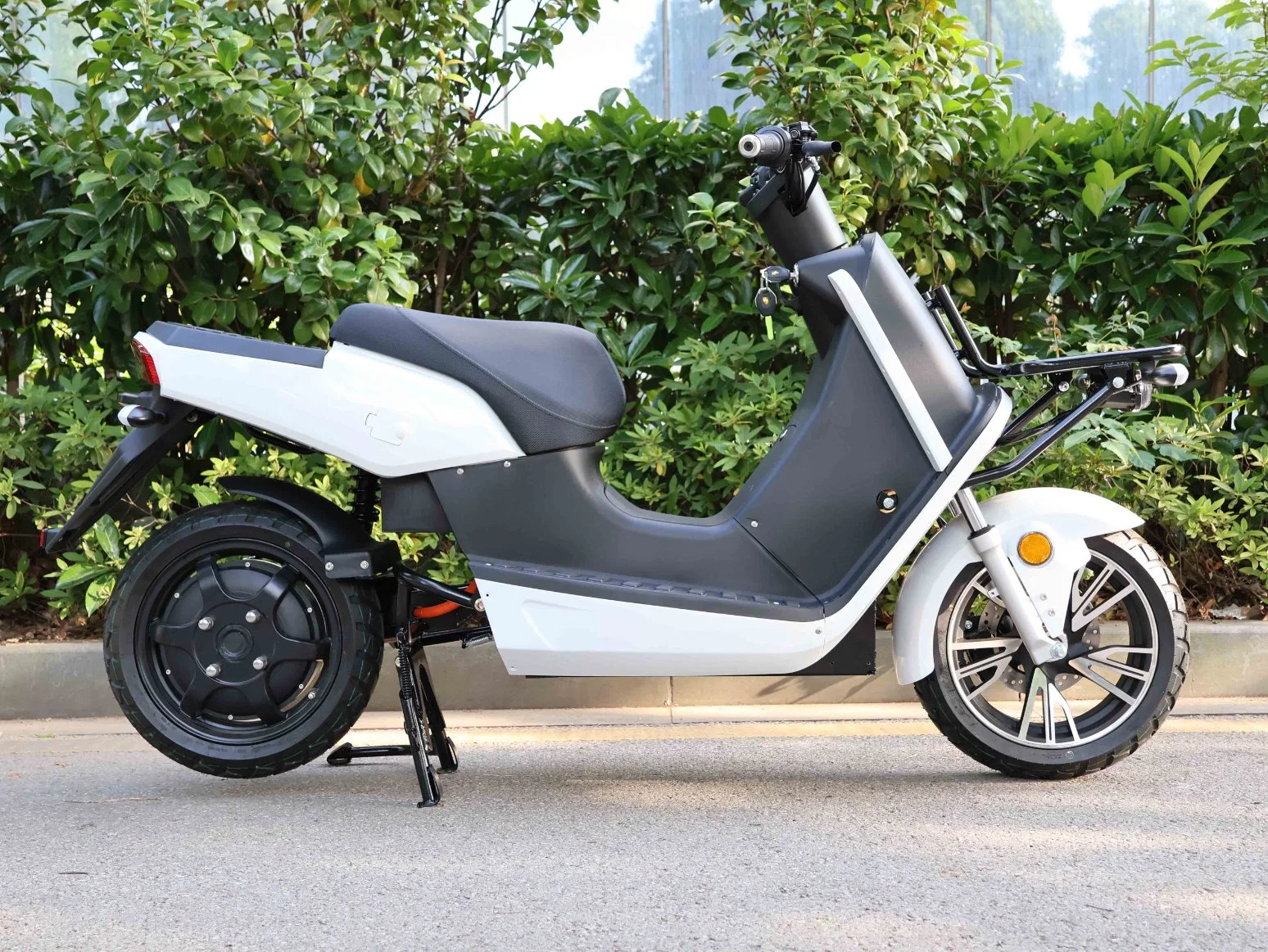 Yologo saque la entrega de alimentos Ridder Scooter eléctrico con batería de portátil