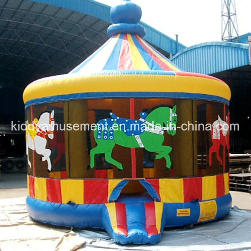  Petit château gonflable en forme de carrousel pour enfants 
