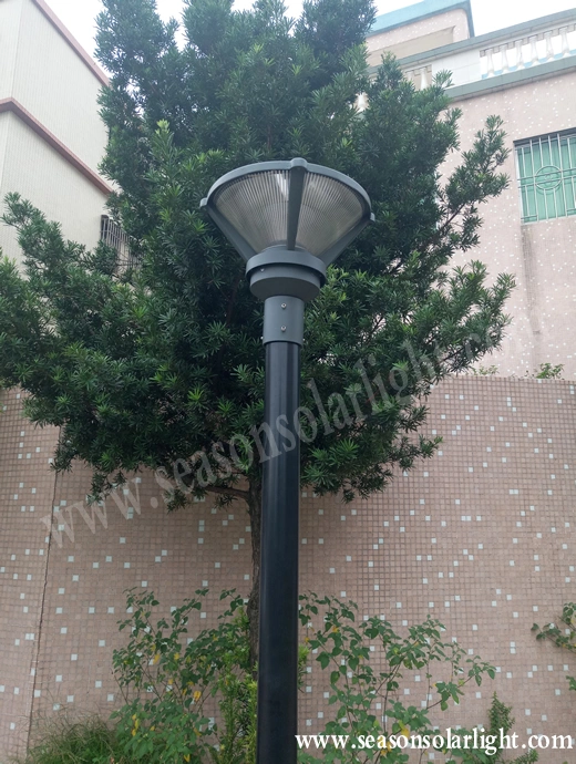 Alu. Top Housing Post Villa Lighting Outdoor Energy Saving Lamp Solar Garden Lighting with LED Light