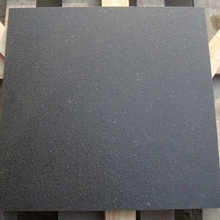 Polido/polido/embaciado/embaciado e acabamento em pele/escovado G684 granito preto para Exterior e. Pedra de pavimentação interior