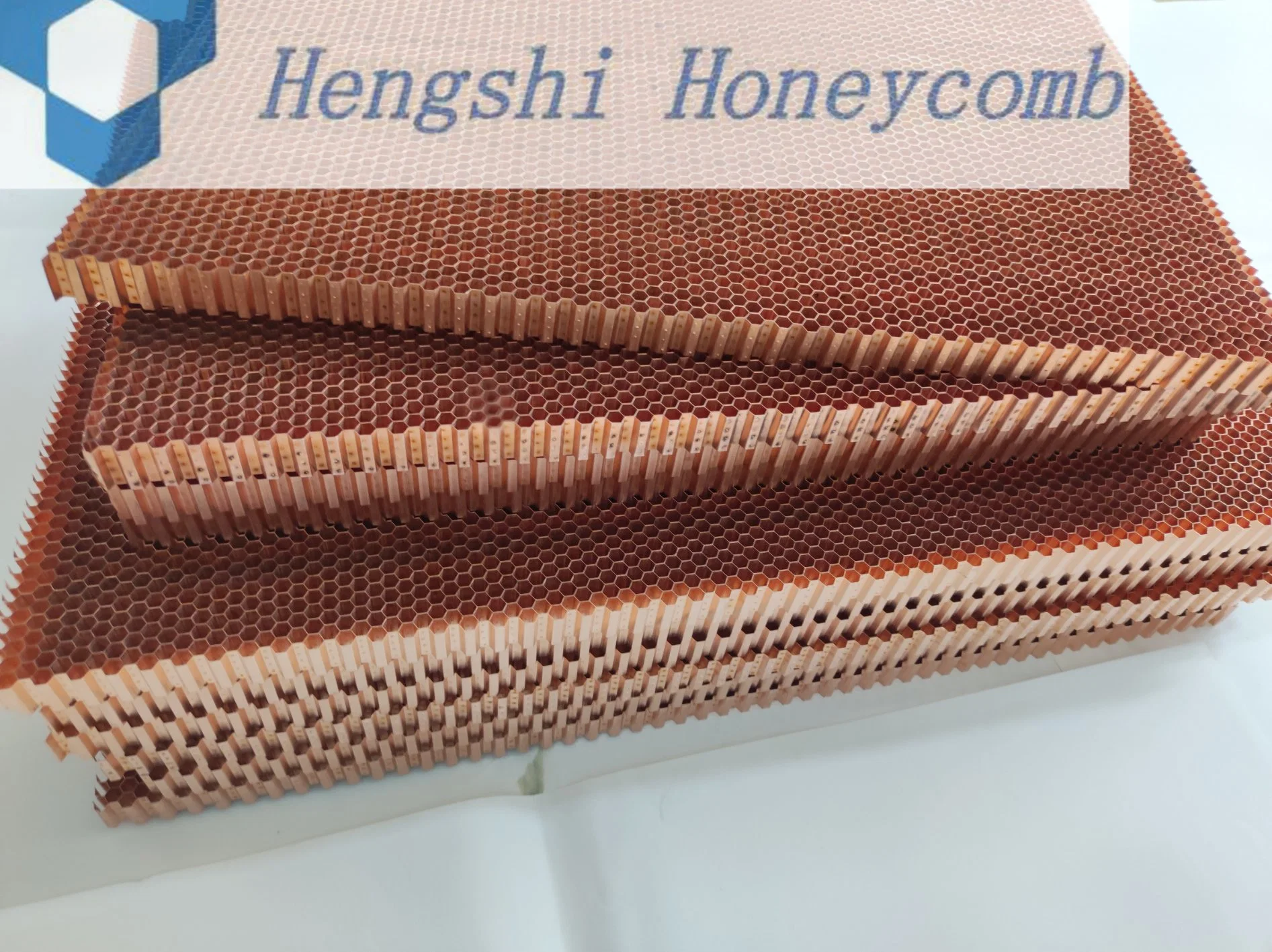 قلب EMI Honeycomb النحاسي مخصص لفتحة التهوية