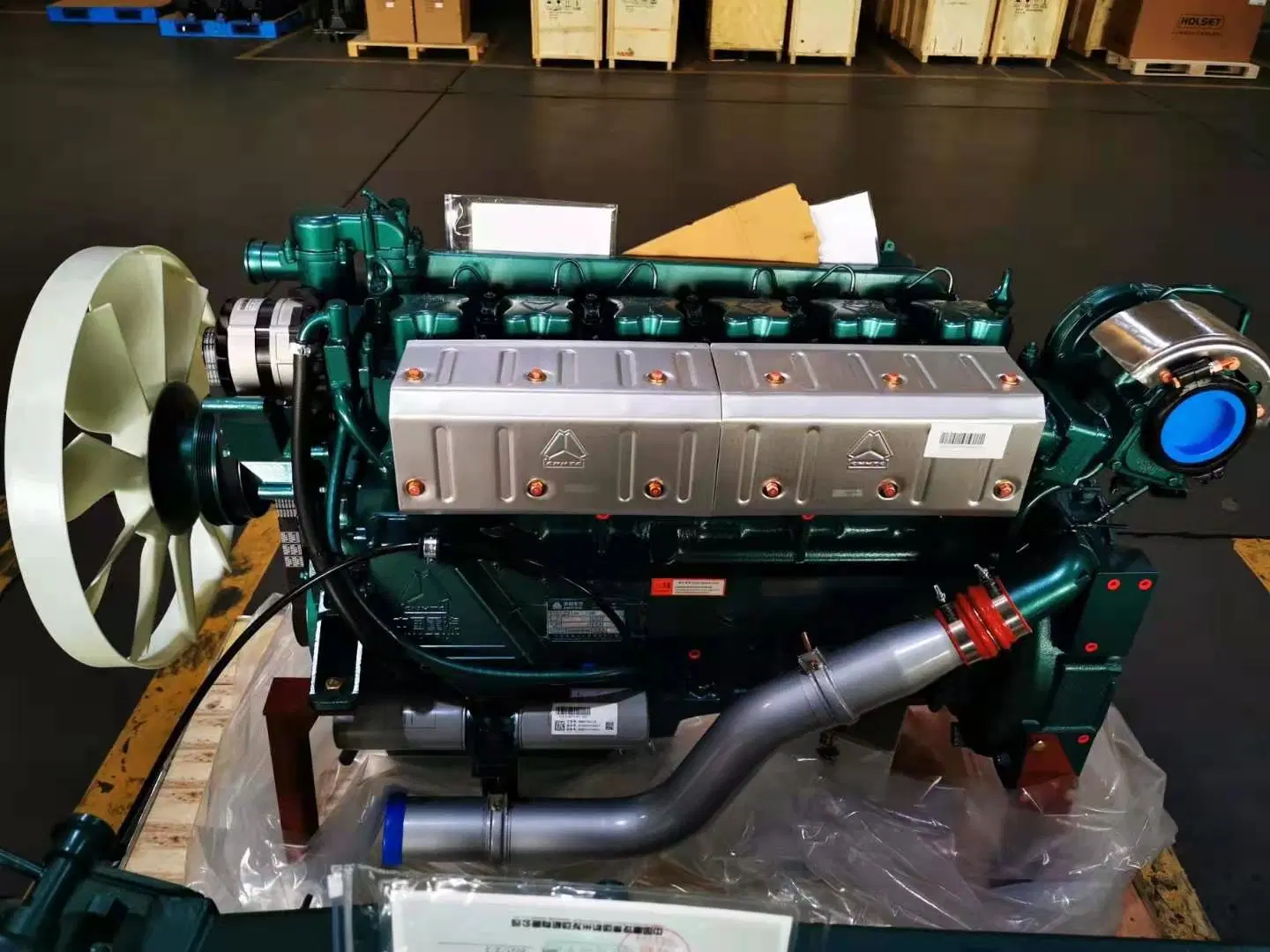 Hot Sale Brand New 6 Cylinders 371HP Water Cooled Wd615 Truck Engine