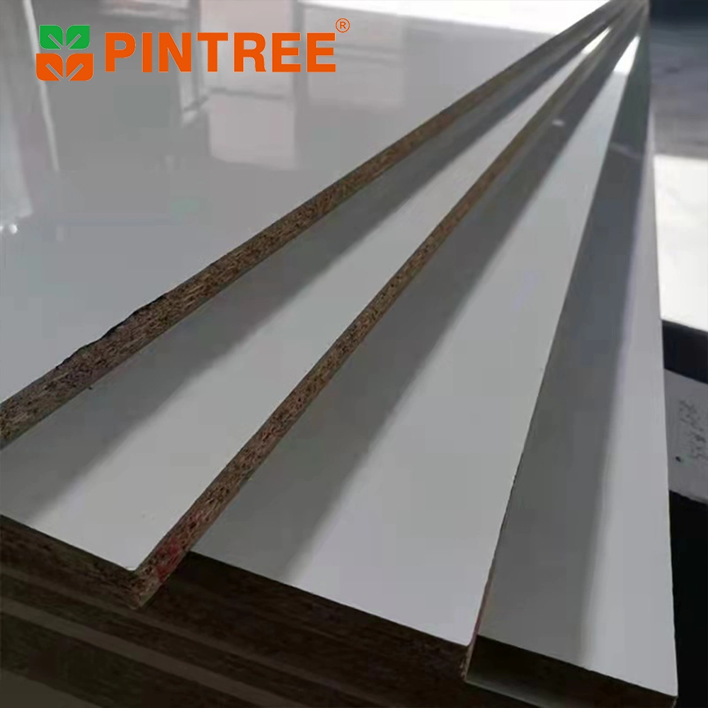 4X8 Pine Wood Timber Phenolic Plywood Board for Formworks