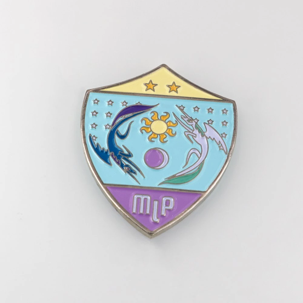 Benutzerdefinierte Emaille Abzeichen Emaille Abzeichen Großhändler Charm Anime Lapel Pin Benutzerdefinierte Doppelseitige Münze