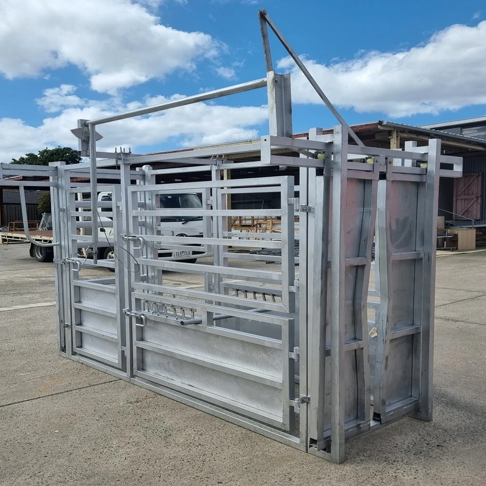Verzinktes Vieh Panel Squeeze Crush Rinder Handling Equipment mit Wiegen System