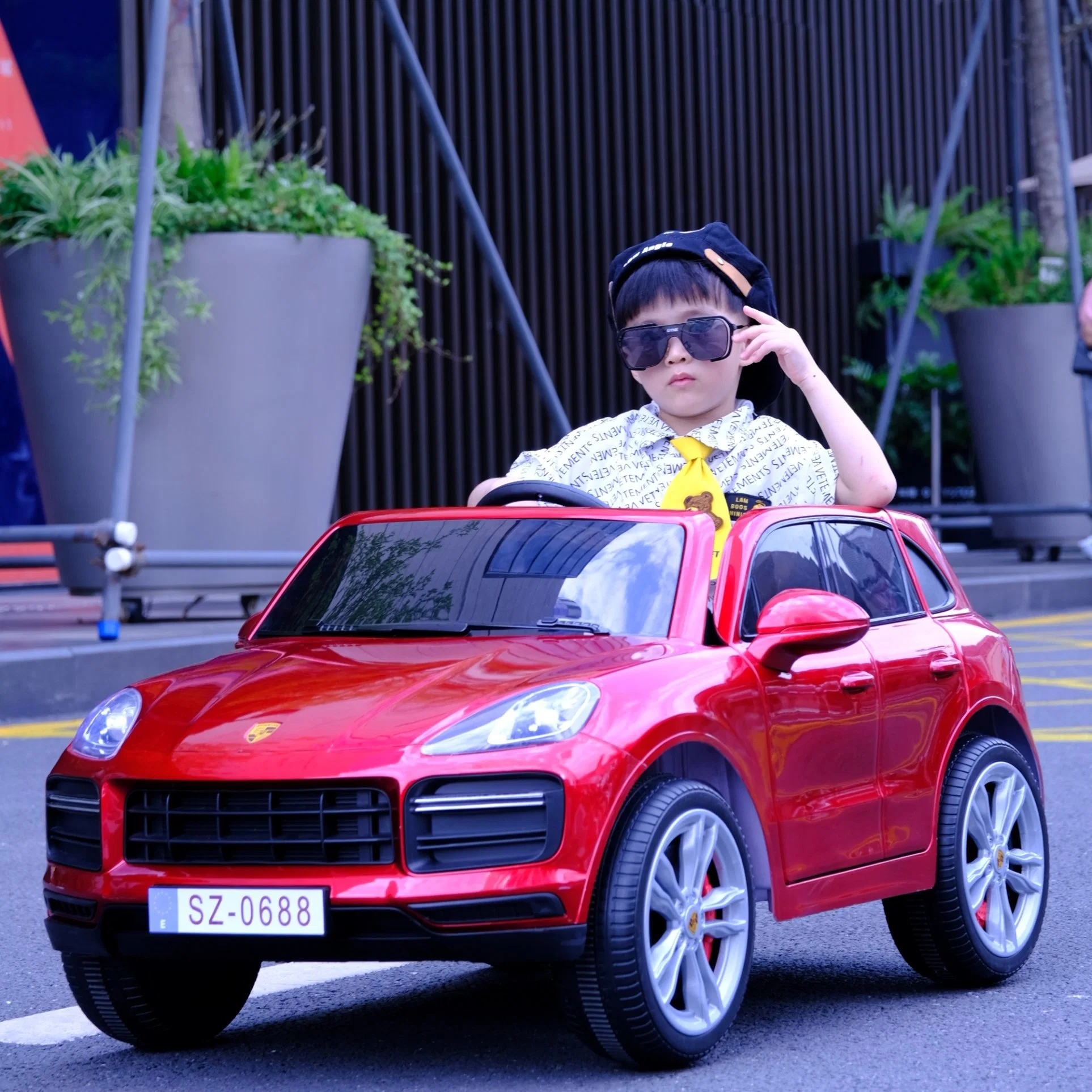 Quality Specials Available From Stock New 2022 Children Cars Ride on Car Electric Kids Ride Electronic Car Ride on Bikes