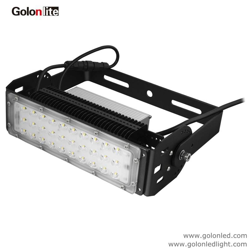 La Chine prix d'usine 50W Module à LED pour l'étanche extérieur projecteur puce crie 130lm/Watt Rue lumière IP65 Projecteur eclairage tunnel