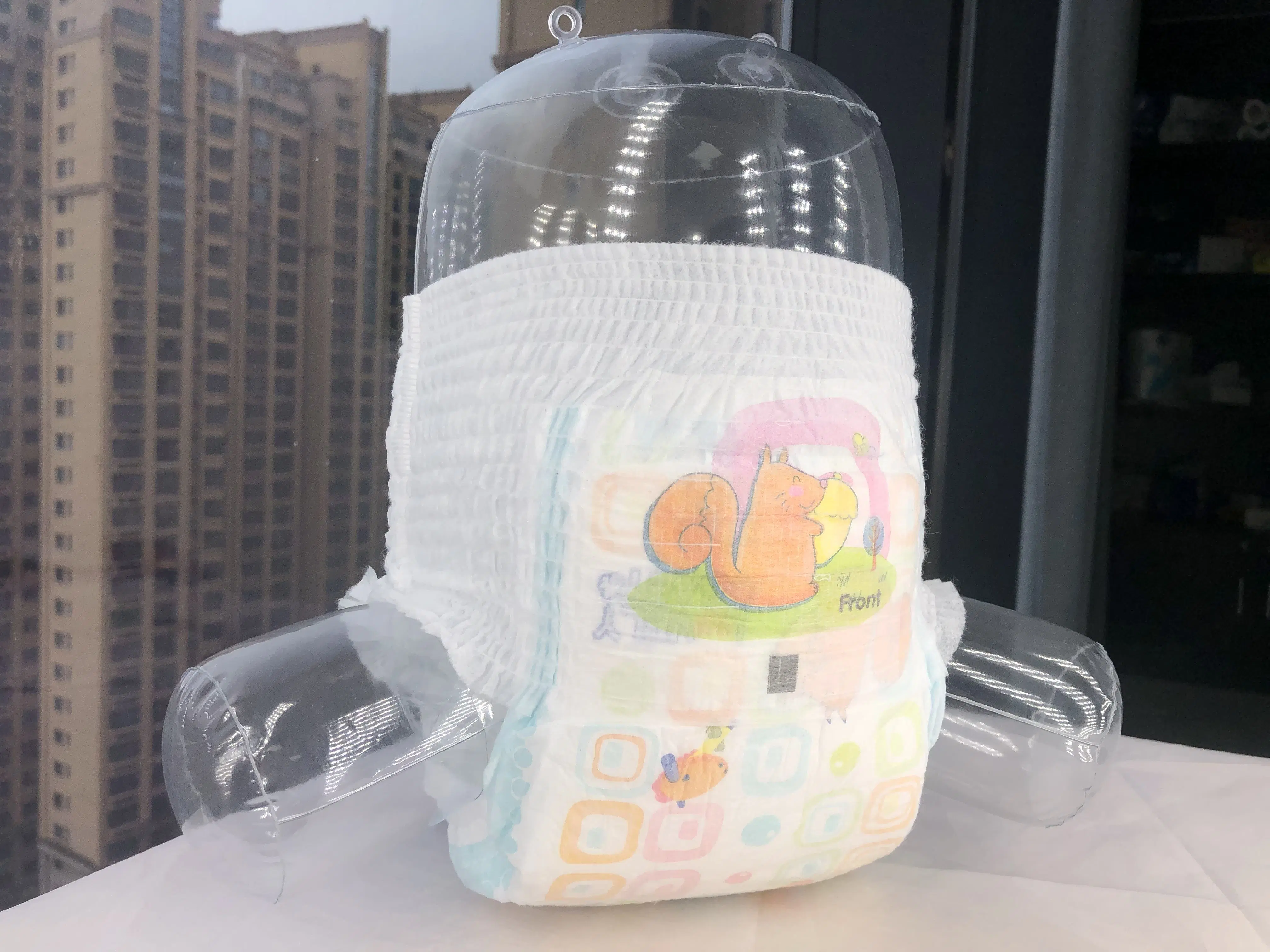 Disposable Baby Diapers Wholesale/Supplier by Chinese Factories Have High Absorption, Breathable, Dry and Soft Surface Layer. Popular