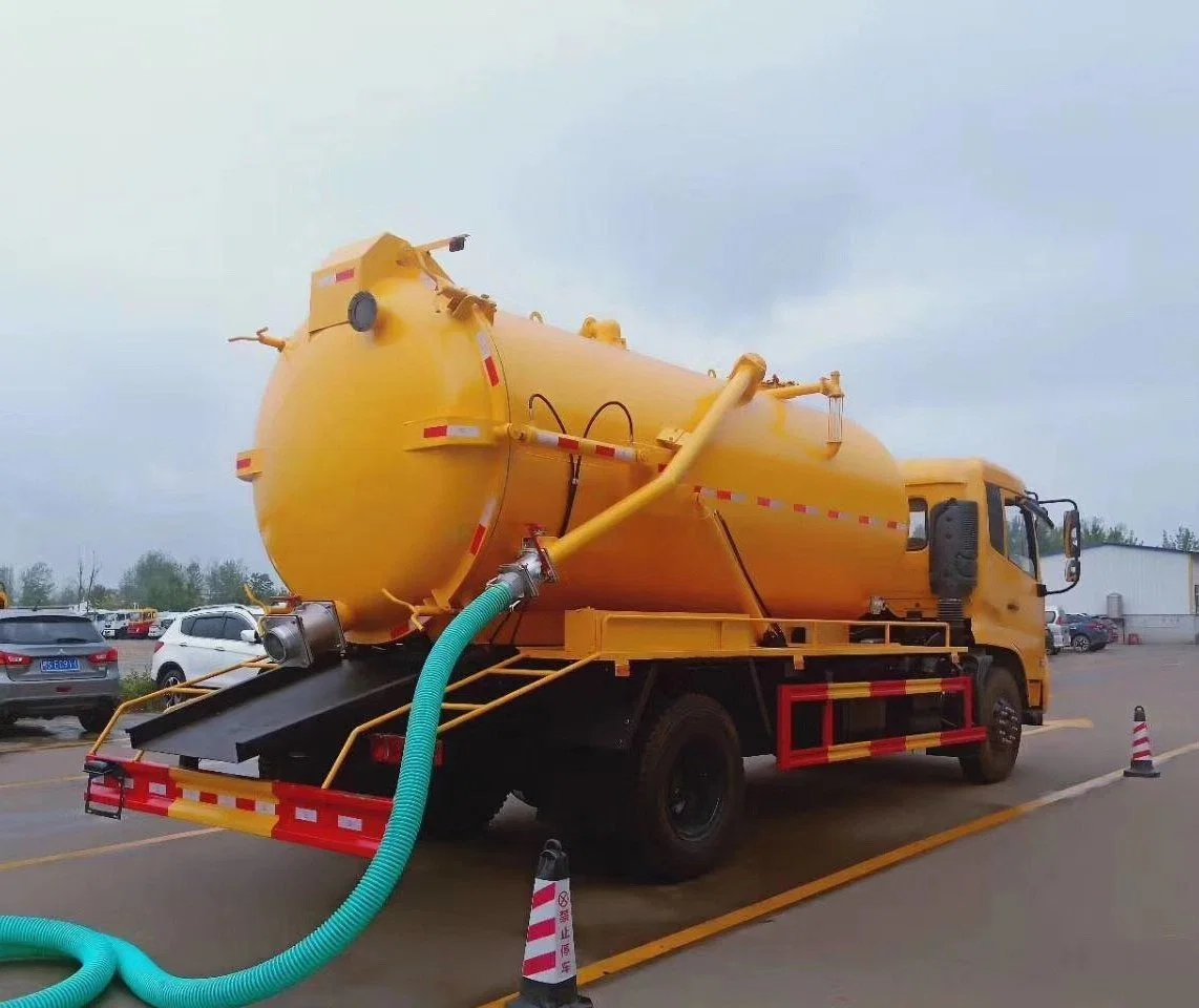 Vacuum Sewage Truck