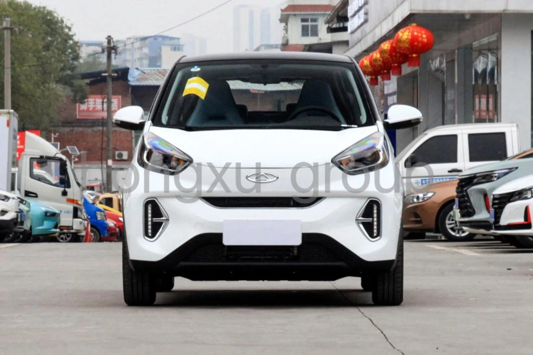 Nuevo coche usado Chery Ant 301km Versión True Love Plus China pequeño vehículo de nueva energía Hatchback Auto con dirección a la izquierda Mini coche de la impulsión de la mano