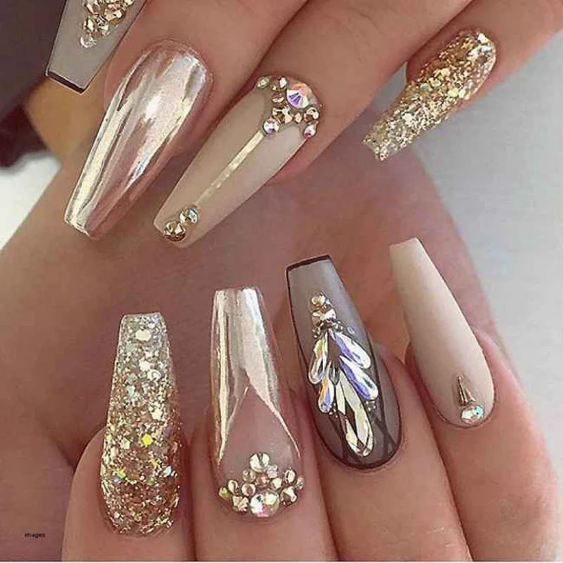 Luxury Diamond False Extra Long Fake Nails Curve Elegant Design Nails