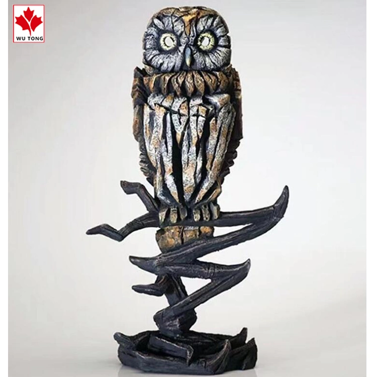 Figurine en résine de vente chaude Owl Hawk Statue Statue de dinosaures Décoration maison Cadeaux