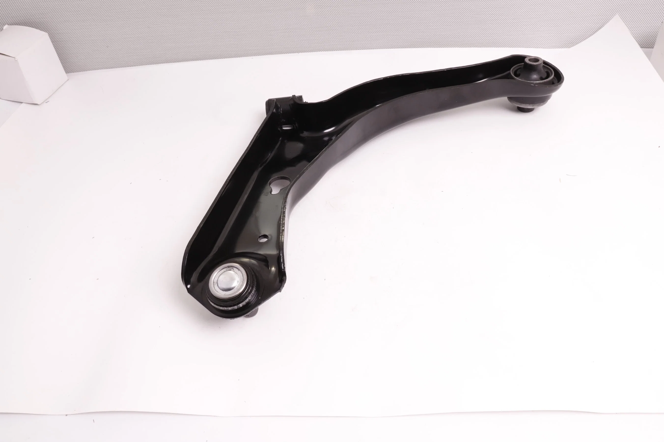 Kingsteel Wholesale/Supplier Price Auto Car Parts Front Control Arms for Mazda Tribute Ep 2000-2007 OEM (ZZC1-34-310)