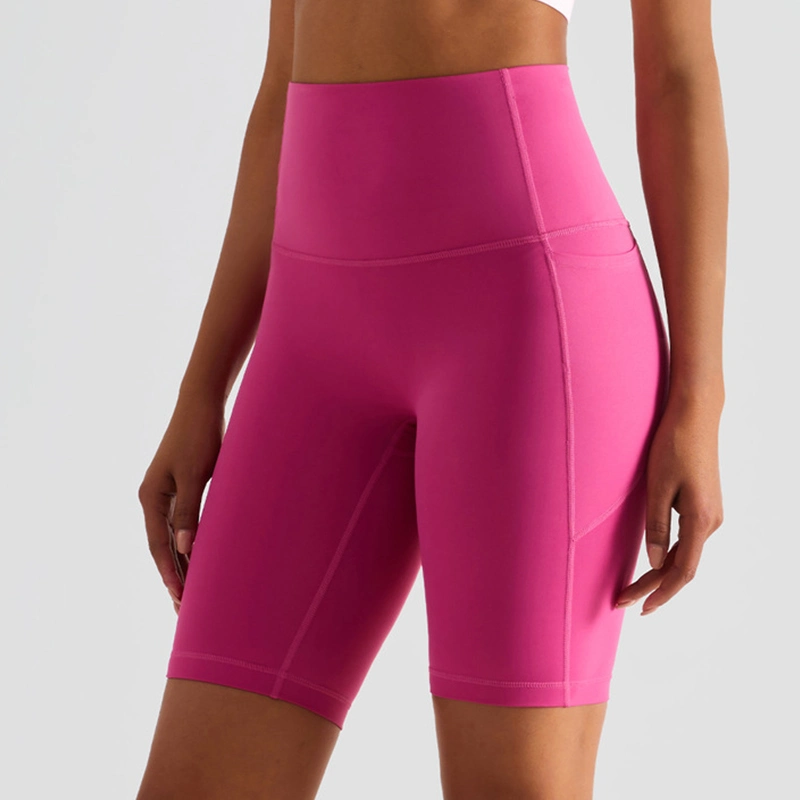 Shorts de sport pour femmes en gros OEM/ODM pour l'entraînement, taille haute, yoga, vélo, avec poche latérale, pas de camel toe, pour la salle de sport, la course à pied, les shorts de cyclisme sans couture.