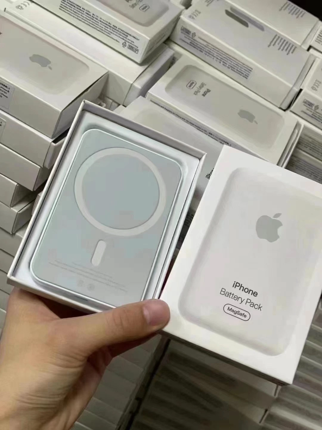 Copia de seguridad móvil original Mini magnético Teléfono celular seguro del banco de potencia de carga de batería cargador inalámbrico para el iPhone de Apple 12 13 OEM