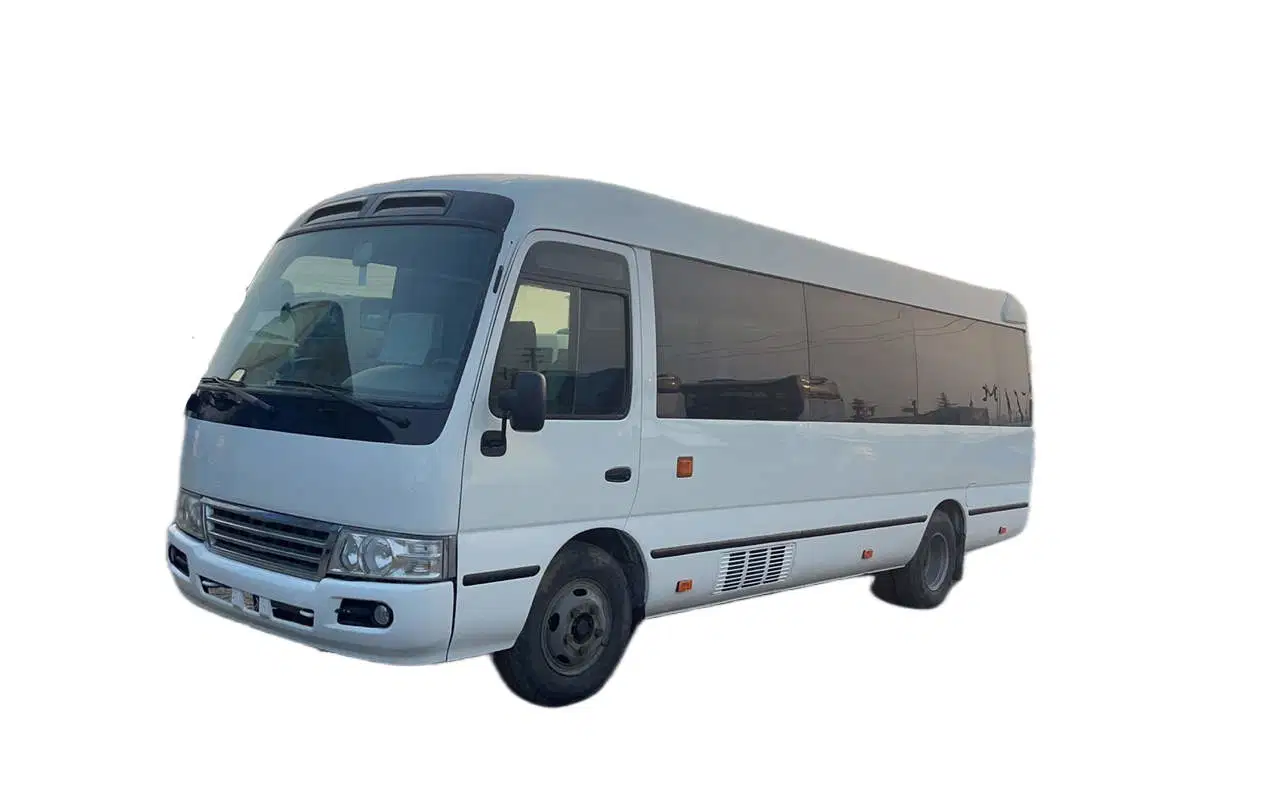 El precio bajo el gasóleo utilizado Bus 24-30 escaños Toyota Coaster en mini bus para la venta