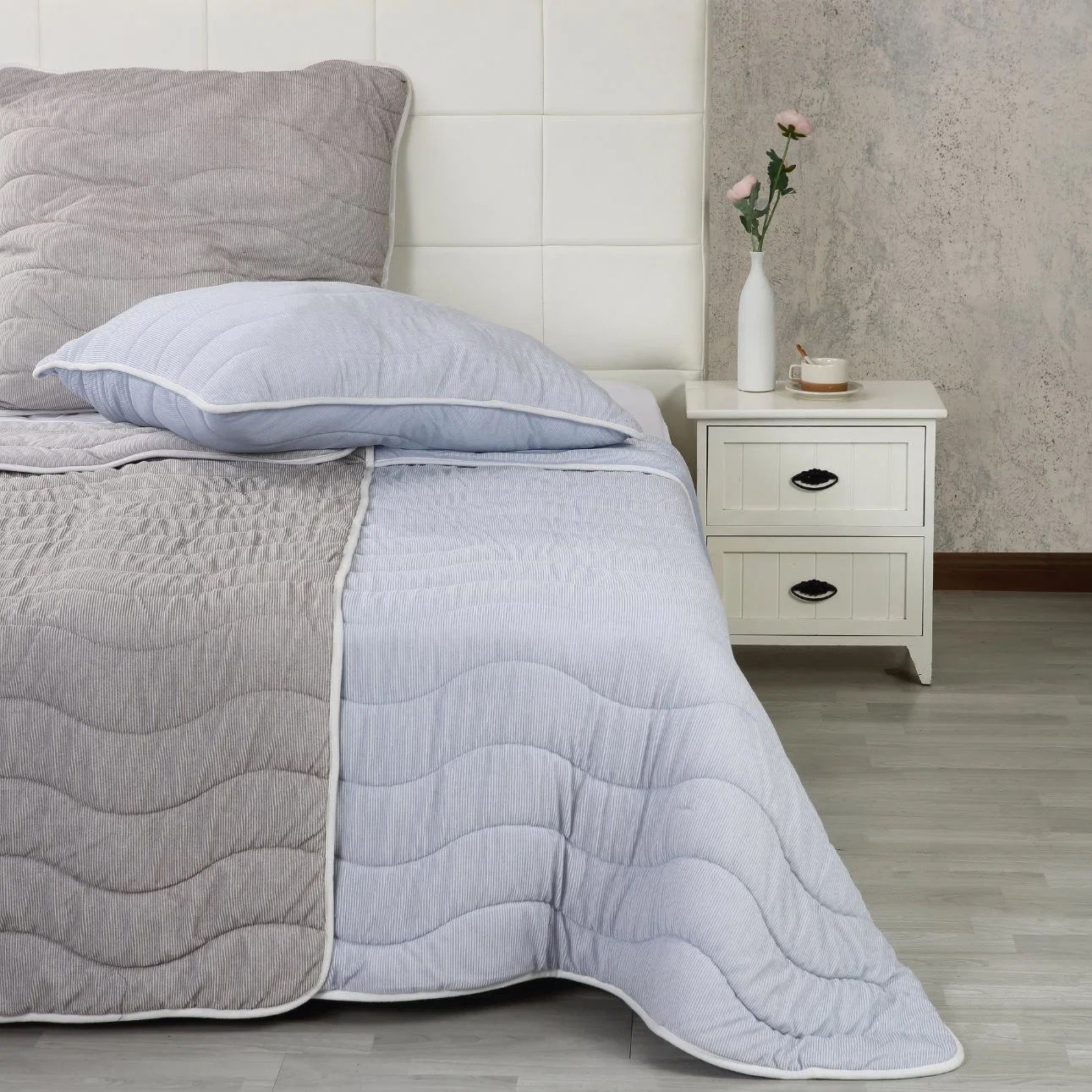 Cooling Cover Quilt and Pillow Set with Polyester Filling