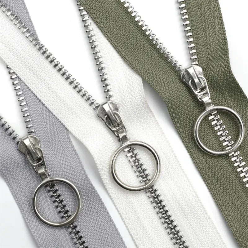 Oco Customized Wholesale/Supplier 5# Garment Accessories Metal Zipper for Garment Jacket Bag Sewing Multi-Color Metal Open-End Zipper