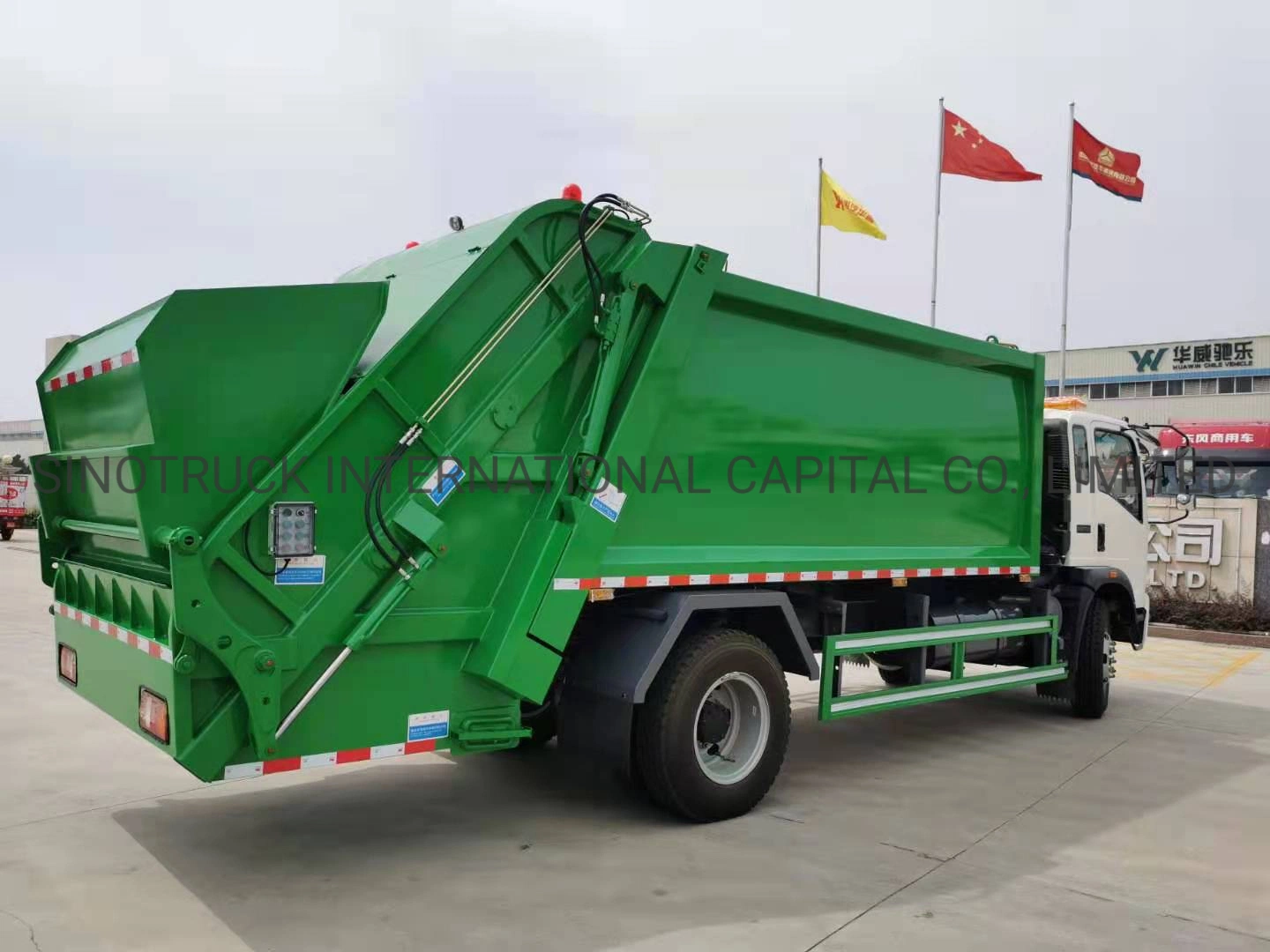 China Good Quality Sinotruk HOWO Garbage Truck 8cbm