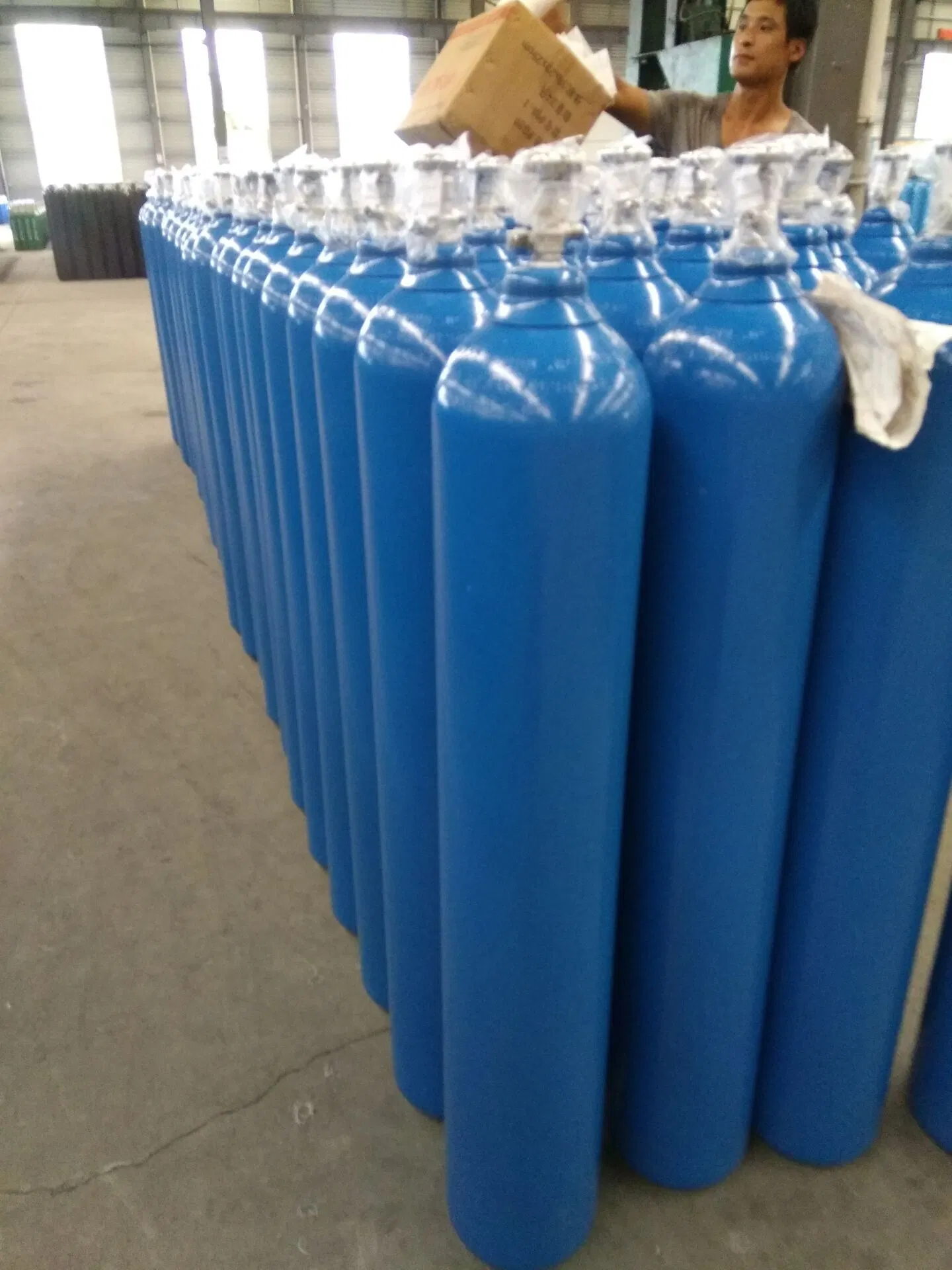 40L Medical Oxygen Cylinder Export to Peru