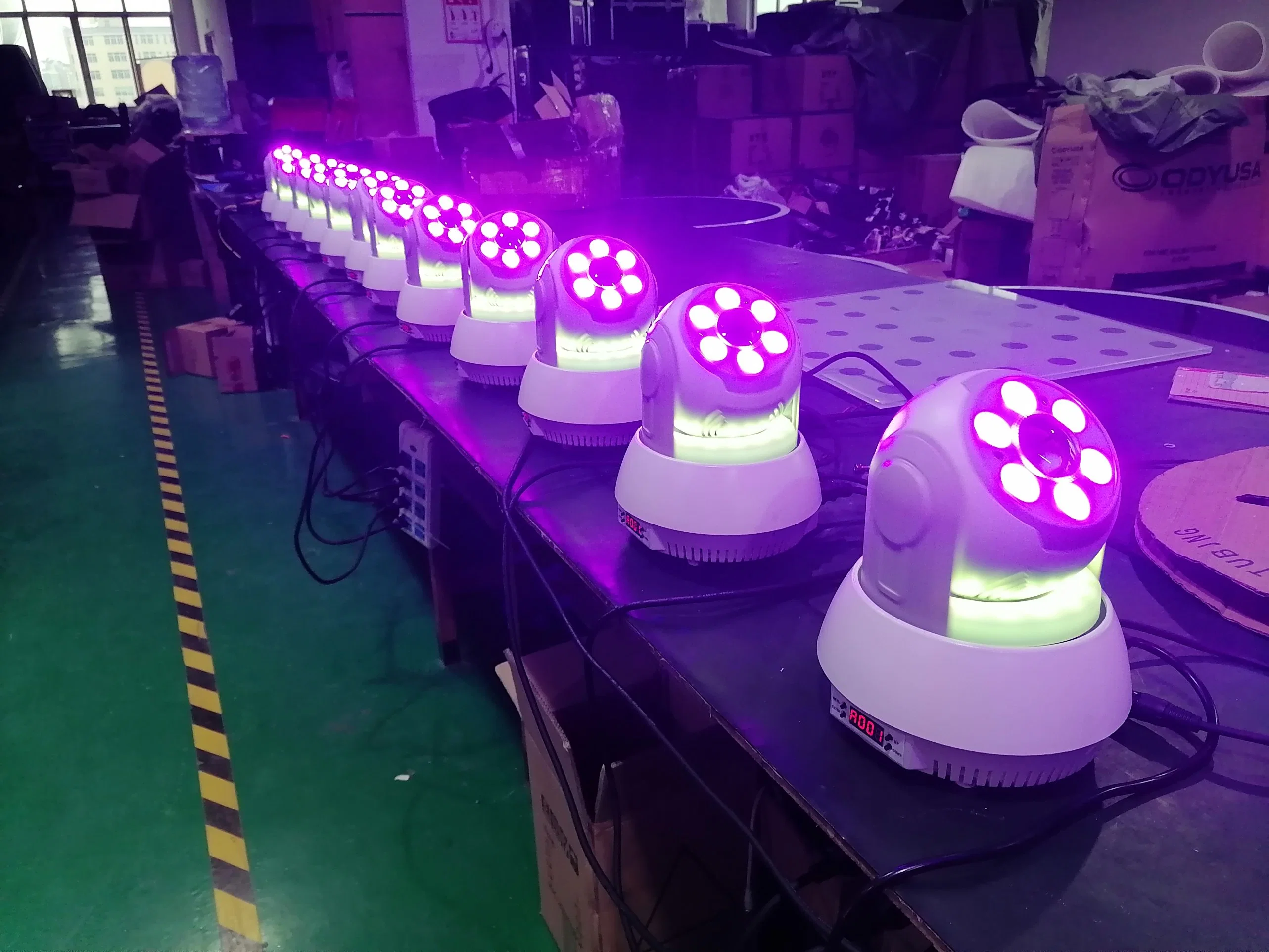 China Factory Mini LED 30W patrón+tinte+apertura Faro móvil