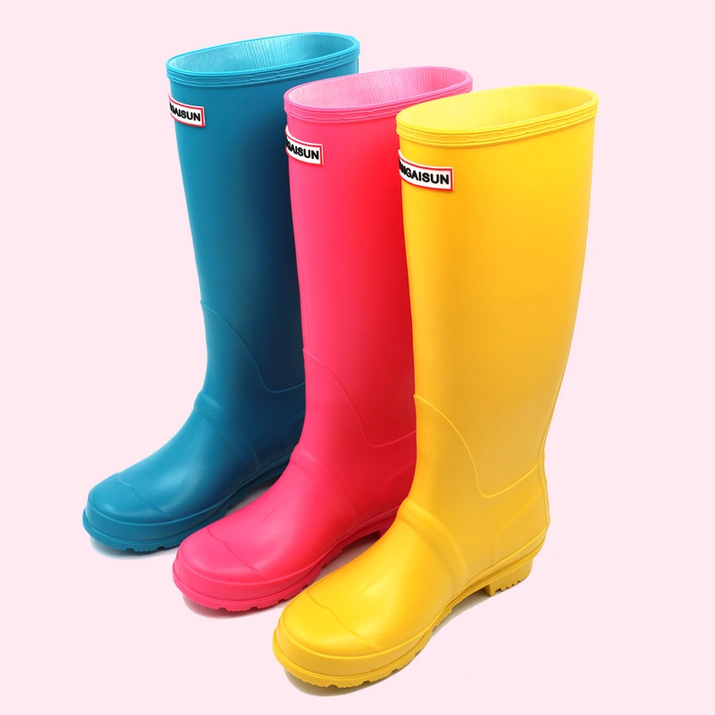 La mode à bas prix de haute qualité Mesdames haut bottes étanches en caoutchouc du tube de détecteur de pluie