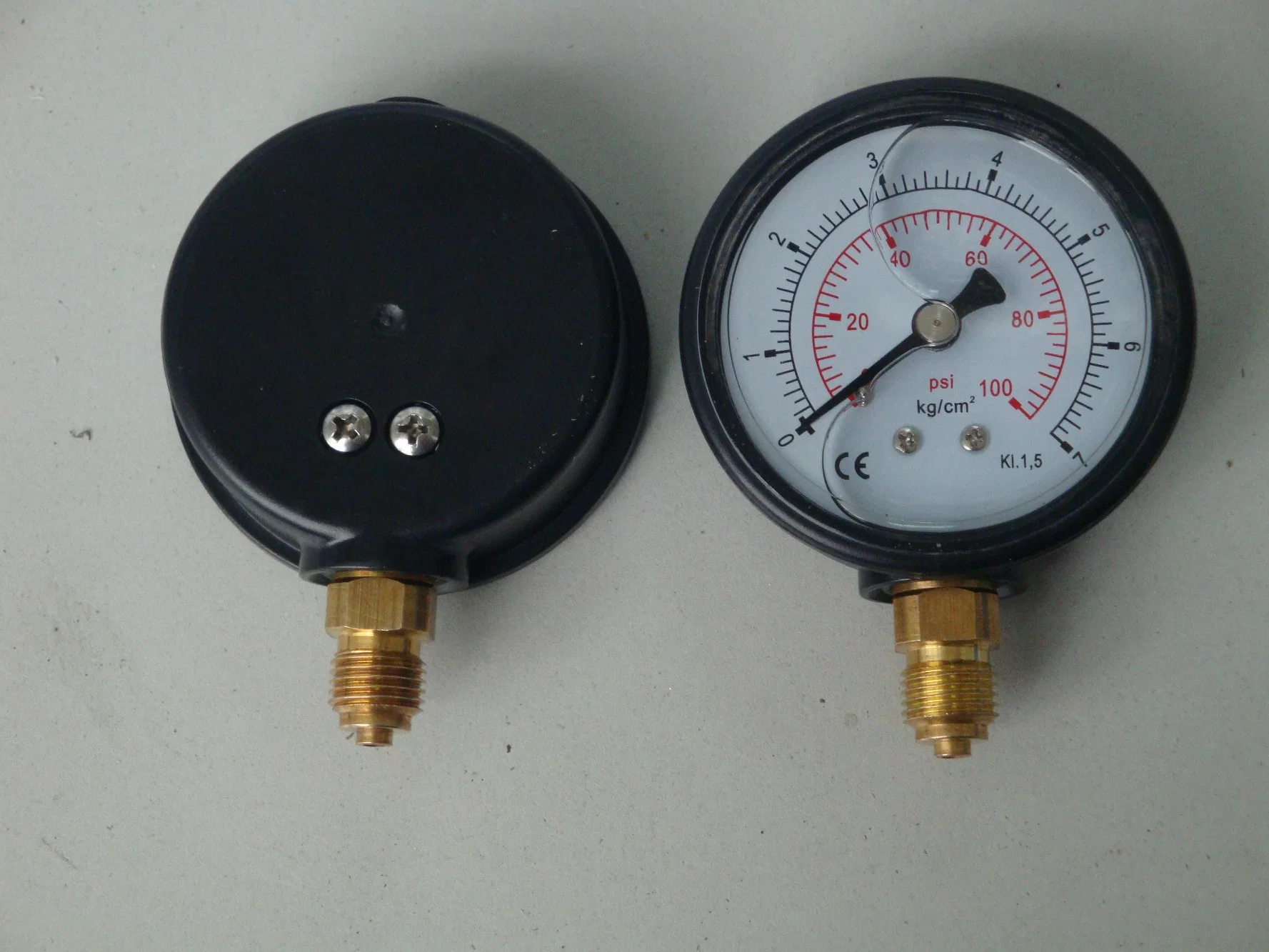 63mm ABS Case Oil Filled Pressure Gauge Vibration Resistance