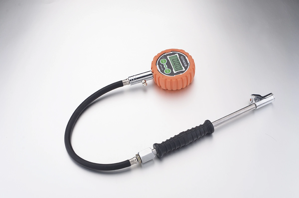 Wide Voltage Stabilizing Range Tire Pressure Gauge for Engine Control