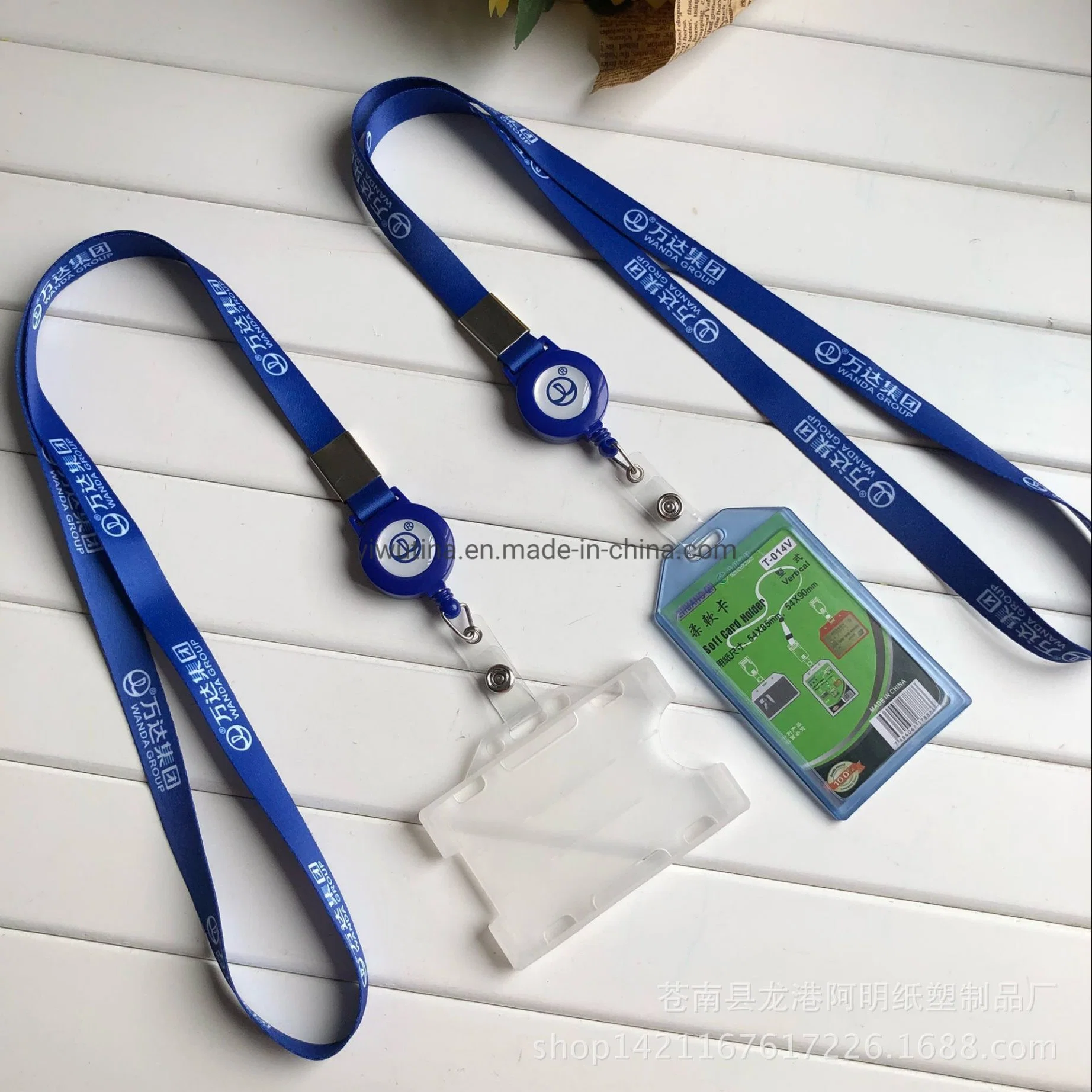 Printed New Badge Retractable Reels Easy to Pull Buckle Lanyard