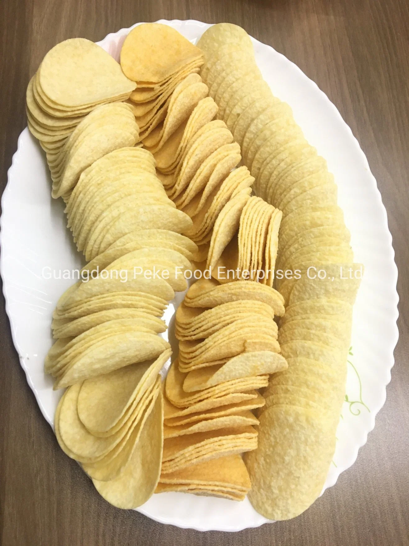 Couple de confiserie - les croustilles tortilla chips de pommes de terre Les croustilles de maïs des conserves alimentaires Aliments collations soufflées avec pop-corn halal (ISO/HACCP/BRC/FDA a approuvé)