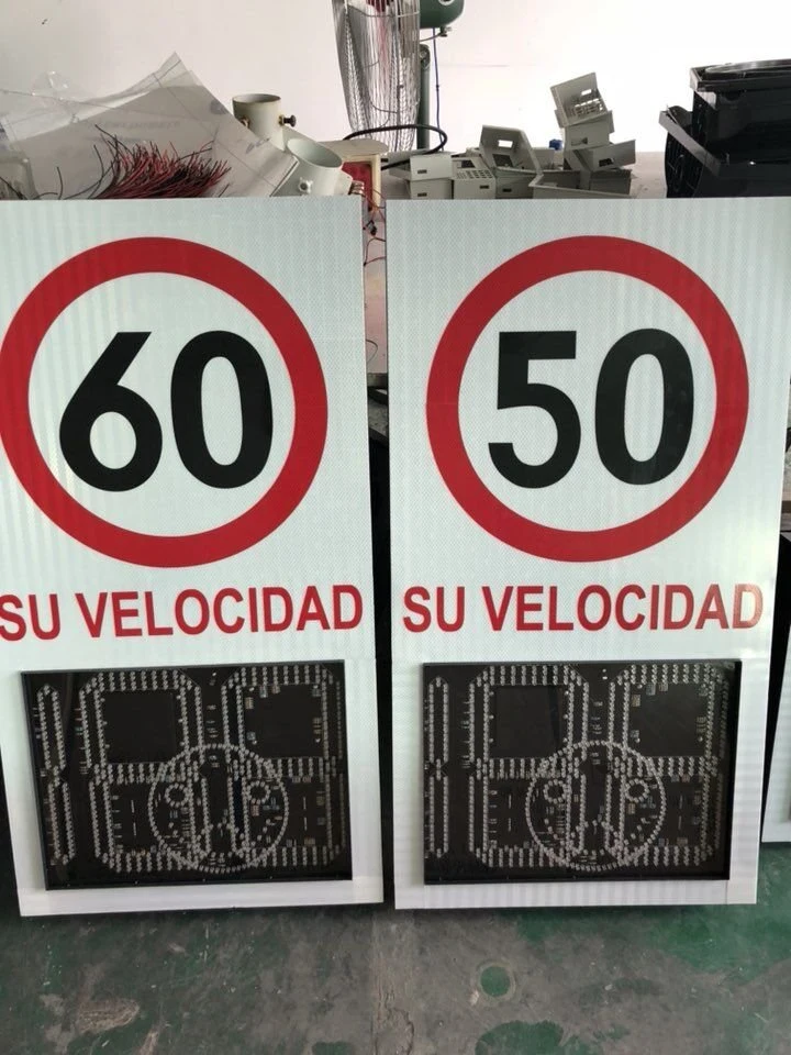 Señal de tráfico autopista reflectora Radar de velocidad de Alerta solar medida limitada